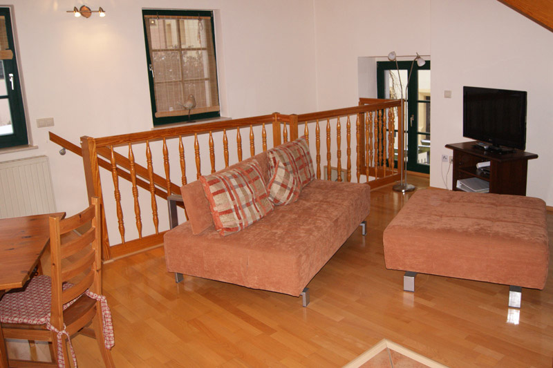 Ferienwohnung „Einkehr“ – Wohnküche mit Flat-TV Ferienwohnung „Einkehr“ - Wohnküche mit Flat-TV